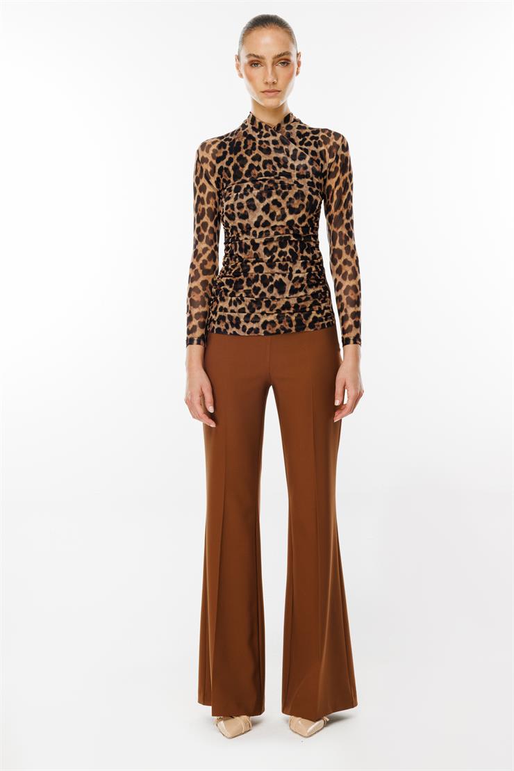 Modailgi  Kruvaze Yakalı Büzgü Detaylı Leopar Desen Bluz Vizon