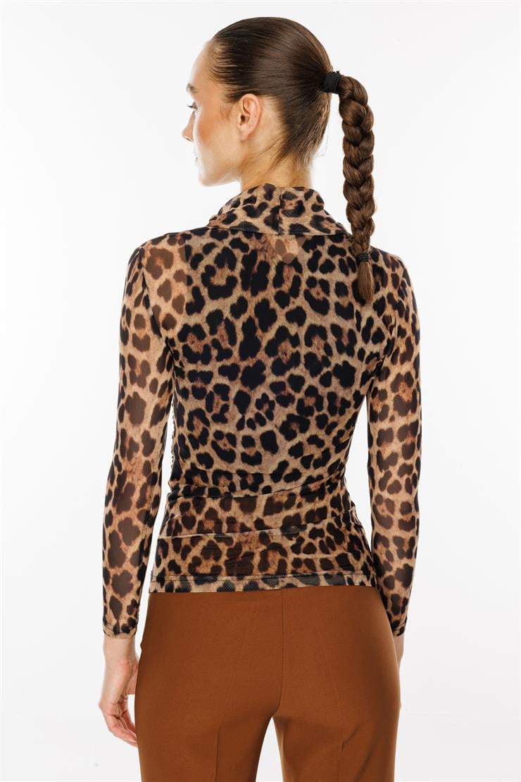 Modailgi  Kruvaze Yakalı Büzgü Detaylı Leopar Desen Bluz Vizon