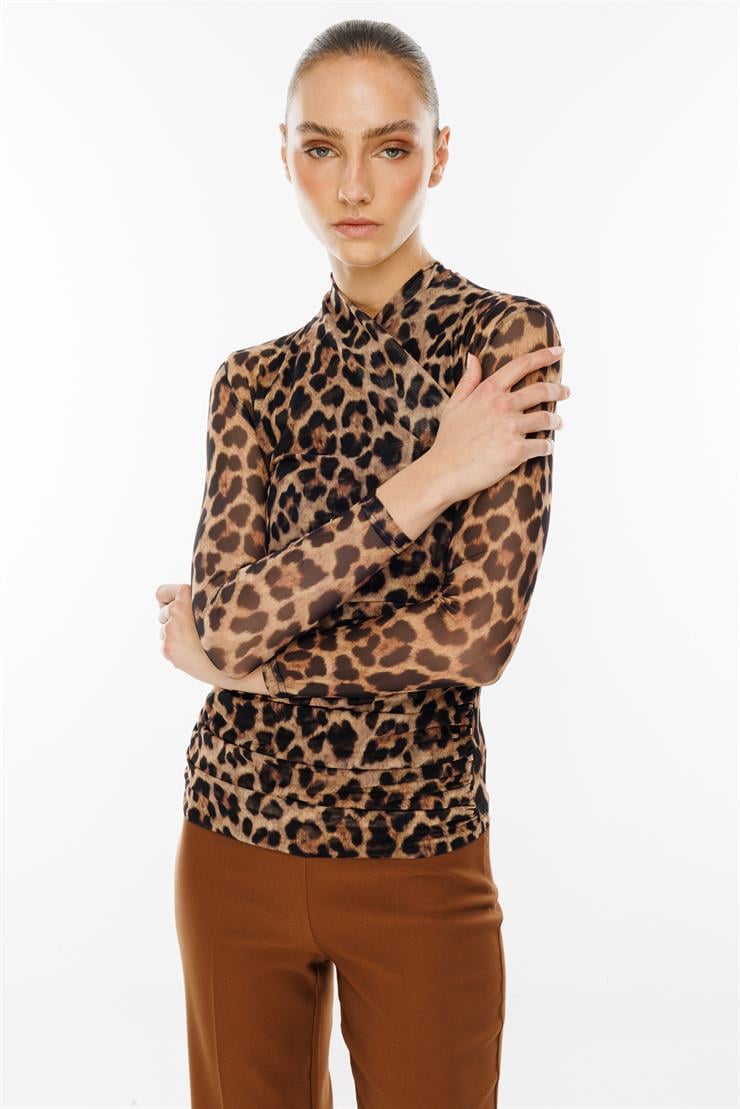 Modailgi  Kruvaze Yakalı Büzgü Detaylı Leopar Desen Bluz Vizon