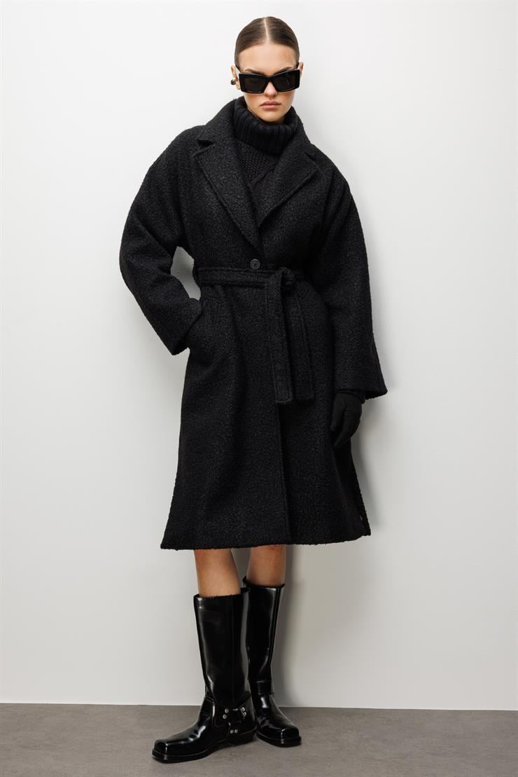 Modailgi  Kuşaklı Tek Düğmeli Buklet Kaban Siyah