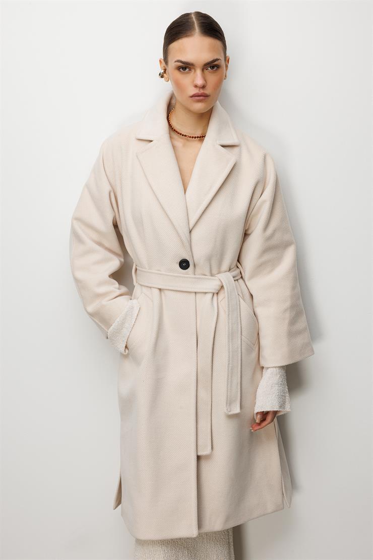 Modailgi  Kuşaklı Tek Düğmeli Diyagonal Çizgili Kaşe Kaban Bej