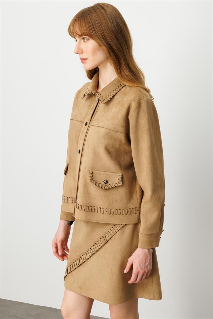 Modailgi  Lazer Kesim Şerit Detaylı Robalı Kısa Süet Mont Vizon