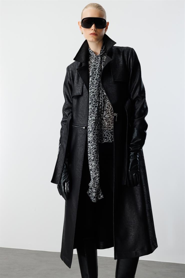 Modailgi  Mono Yaka Kuşaklı Koları Apoletli Belde Açılır Kapanır Çift Taraflı Fermuar Detaylı Astarsız Trençkot Siyah