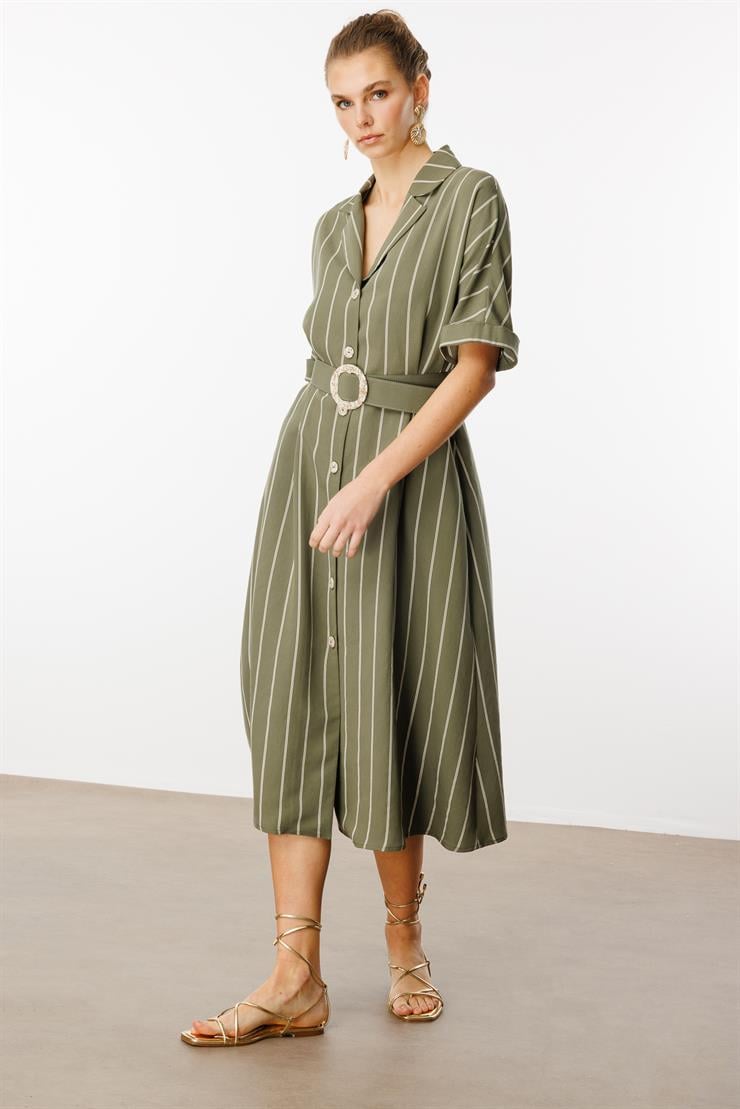 Modailgi  Mono Yaka Yarasa ve Duble Kol Yandan Cepli Kemer Detaylı Midi Boy Elbise Haki