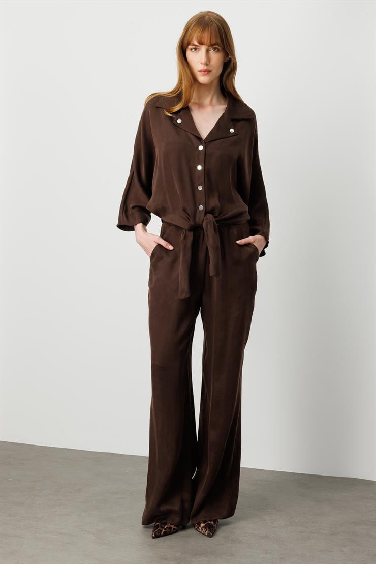 Modailgi  Mono Yakalı Yarasa Kol Önden Bağlama Detaylı Kısa Gömlek - 40025 Kahve