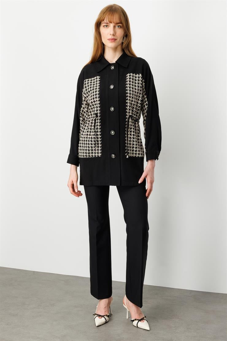 Modailgi  Nakışlı Kumaş İle Garni Detaylı Belde Tünel Bağcıklı Bedeni Kesikli Tunik Kap Siyah