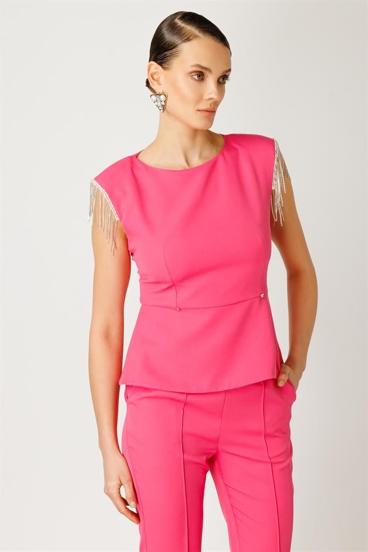 Modailgi  Omuzdan Taş Püsküllü Beli Zincir Detaylı Kolsuz Bluz Pembe