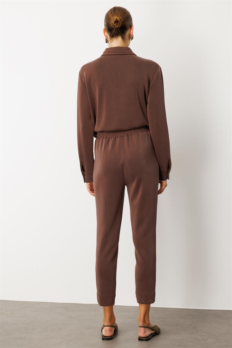 Modailgi  Önde Nervür Detaylı Beli Tünel Bağcıklı Bilek Boy Örme Pantolon - 15065 Kahve