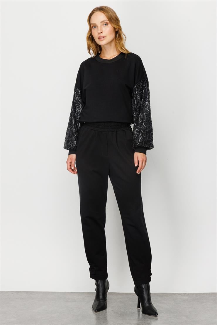 Modailgi  Paçası Pileli ve Bant Detaylı Örme Pantolon Siyah