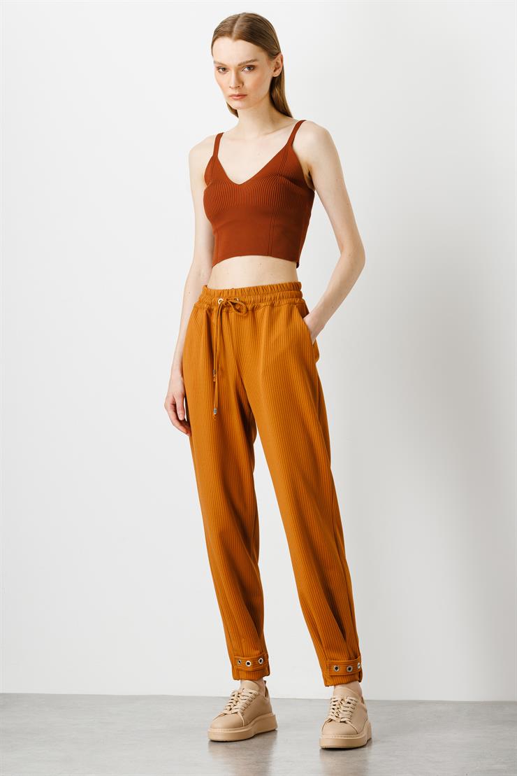 Modailgi  Paçası Zımba Detaylı Pantolon Tarçın