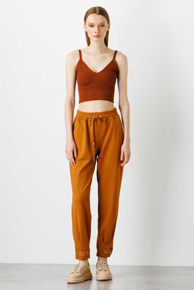 Modailgi  Paçası Zımba Detaylı Pantolon Tarçın