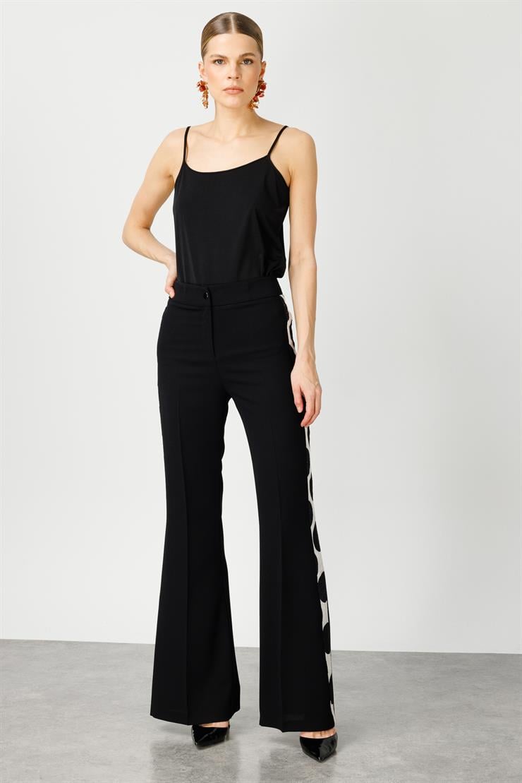 Modailgi  Puantiye Şeritli İspanyol Paça Pantolon - 7564 Siyah