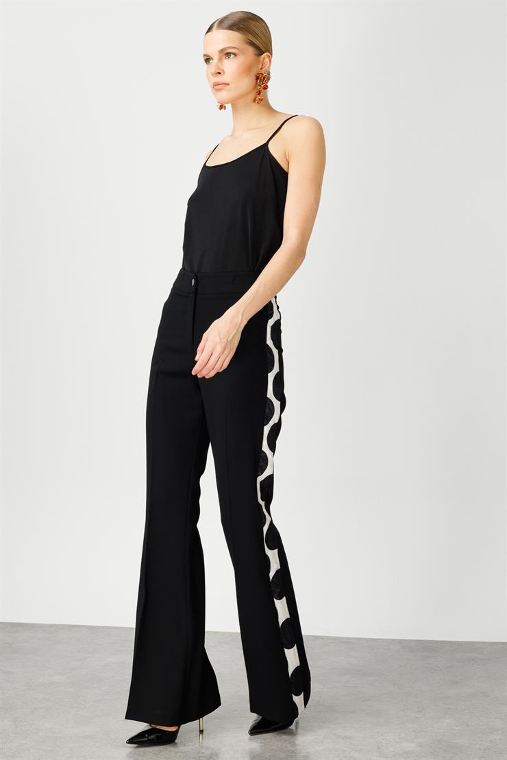 Modailgi  Puantiye Şeritli İspanyol Paça Pantolon - 7564 Siyah