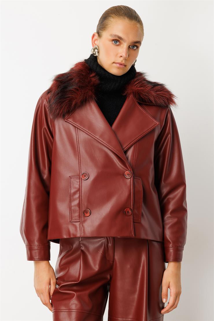 Modailgi  Reglan Kol Kruvaze Kapama Yakası Seyyar Kürk Aksesuarlı Kısa Deri Ceket Bordo
