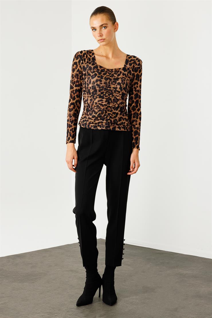 Modailgi  Robalı Önden Büzgülü Leopar Desen Bluz Vizon