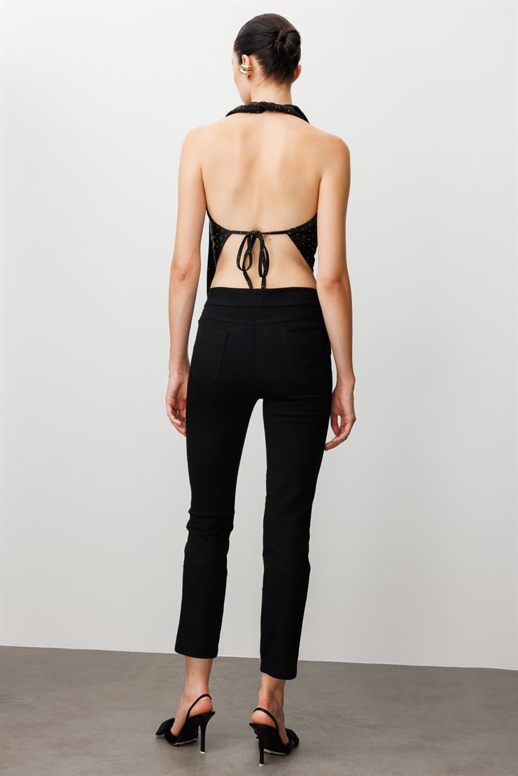 Modailgi  Serpme Taş Detaylı Dar Kesim Bilek Boy Yıkamalı Pantolon Siyah