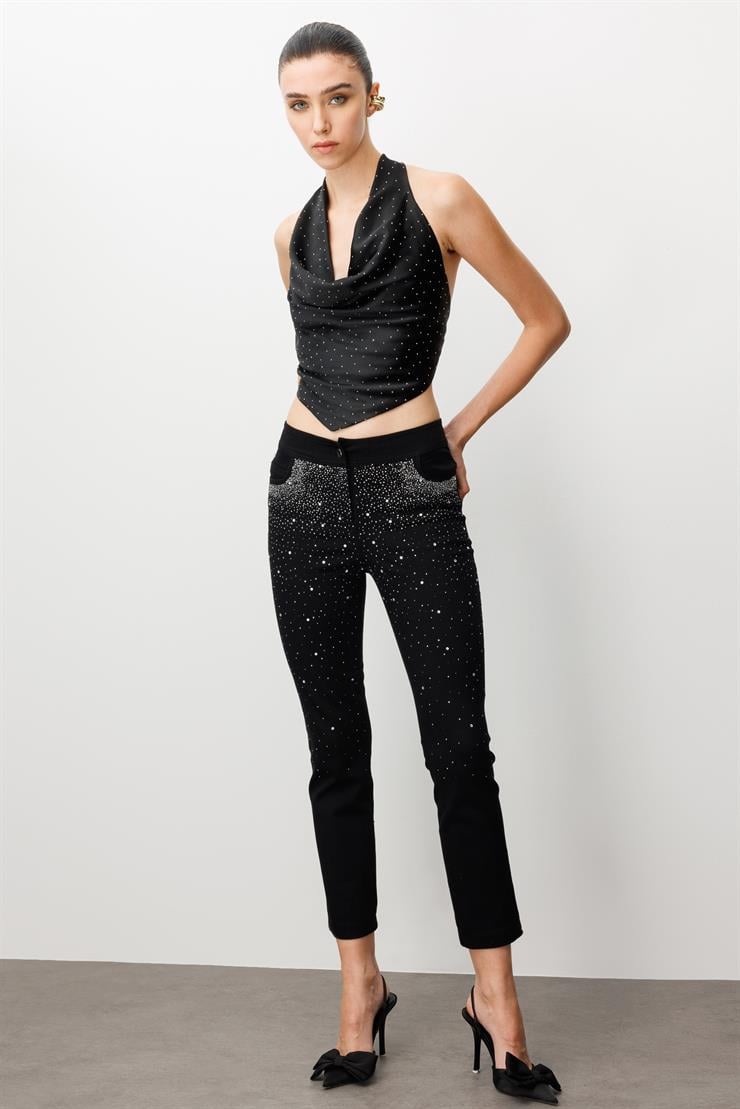 Modailgi  Serpme Taş Detaylı Dar Kesim Bilek Boy Yıkamalı Pantolon Siyah