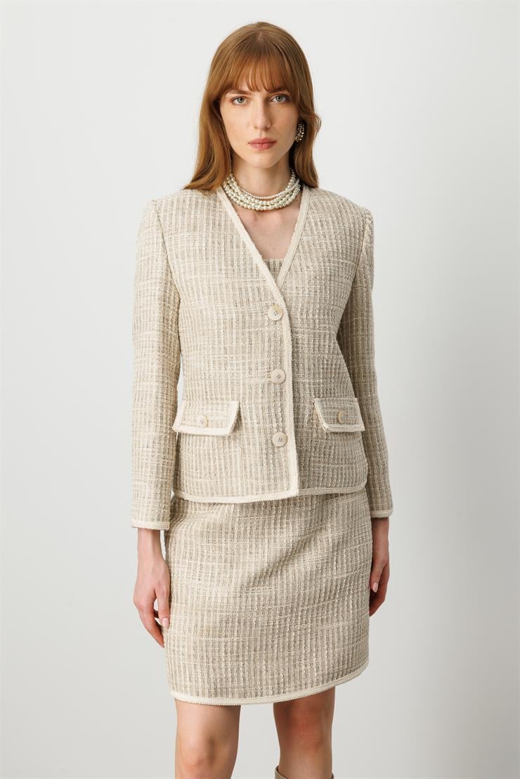 Modailgi  Sıfır Yaka Düğme Kapamalı Şerit Detaylı Astarlı Kısa Ceket Bej