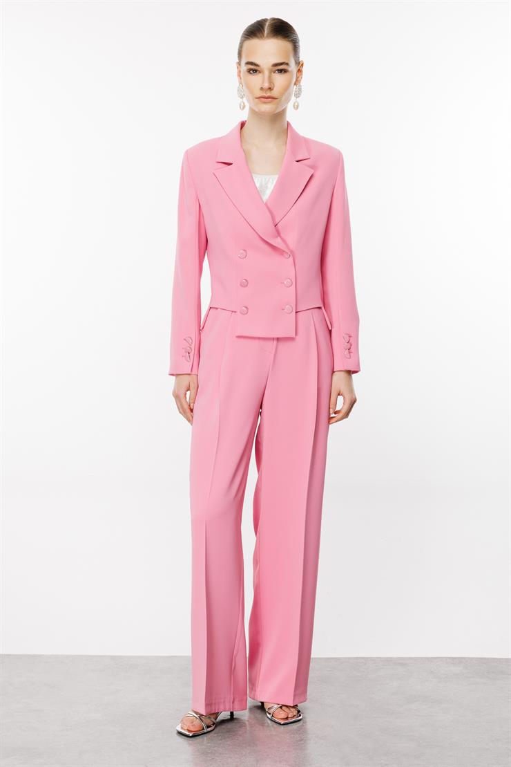 Modailgi  Simetrik Kesik Detaylı Kısa Astarlı Ceket Pembe