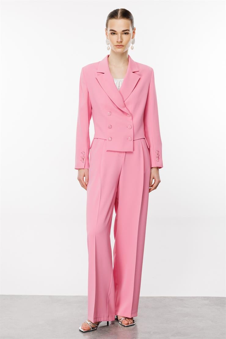 Modailgi  Simetrik Kesik Detaylı Kısa Astarlı Ceket Pembe