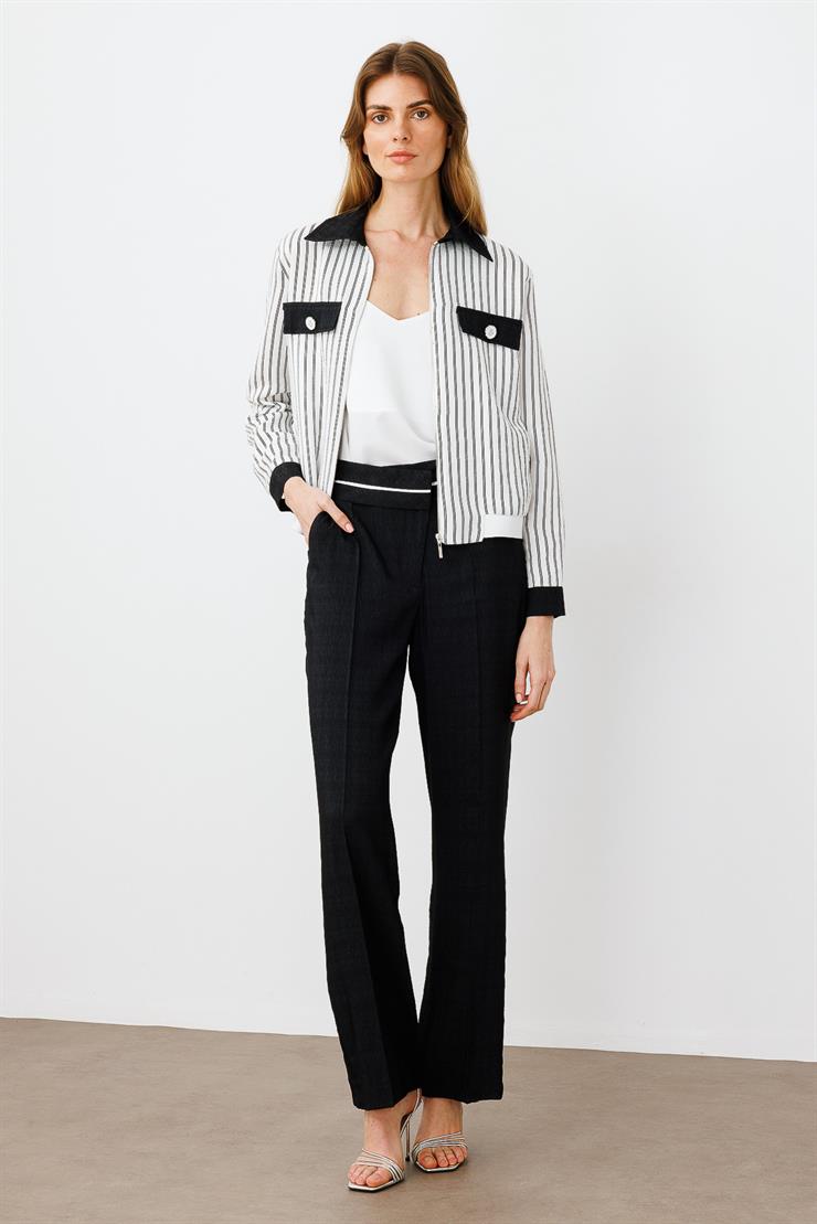 Modailgi  Sırtı İnci İşleme Detaylı Fermuarlı Çizgili Kısa Mont Ekru