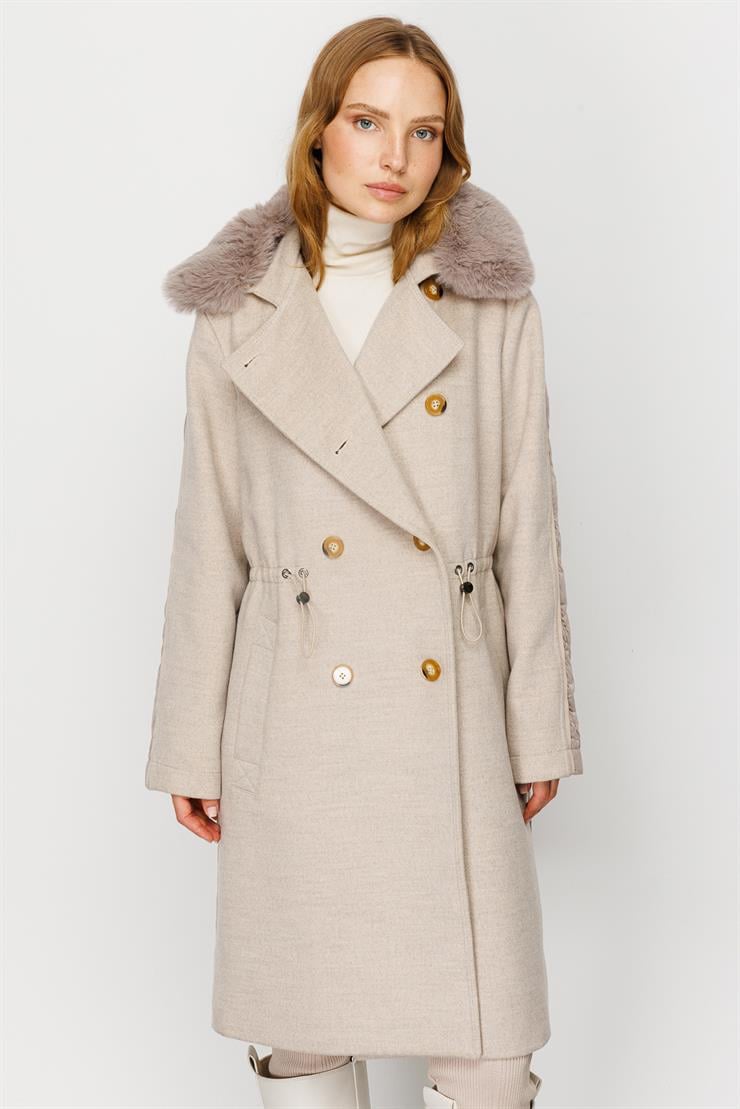Modailgi  Yakası Kürklü Arkası Kapitoneli Şişme Kaban Bej