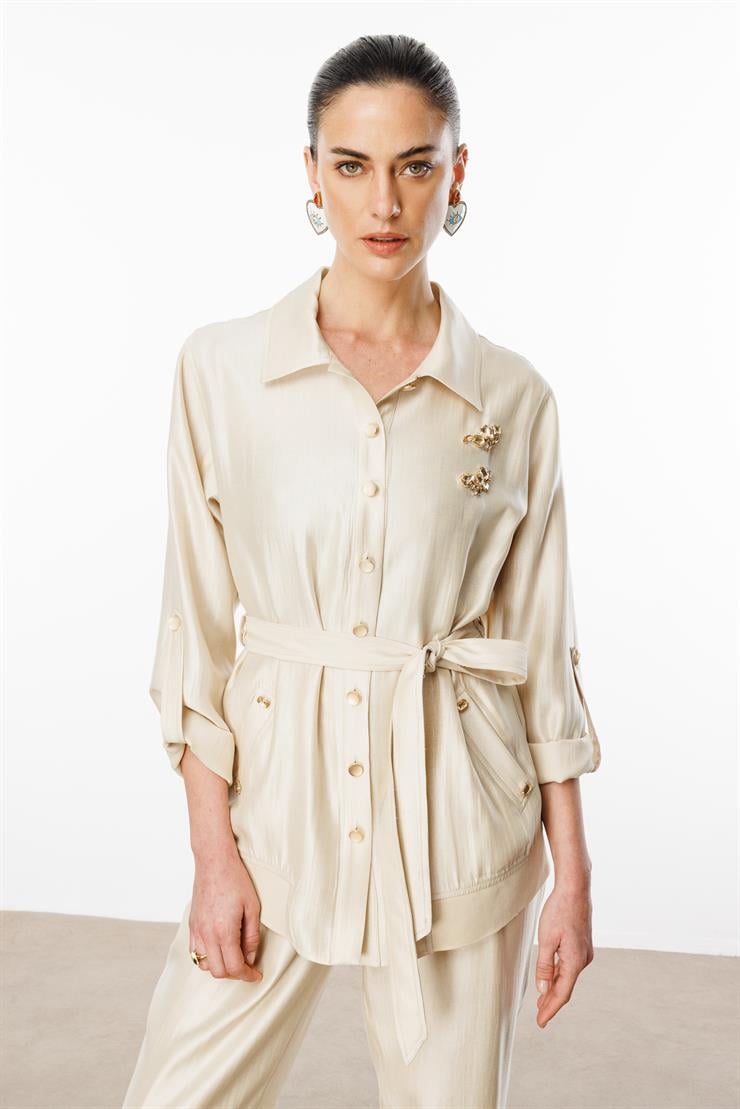 Modailgi  Şömziye Yaka Lastikli Kuşak Detaylı İşlemeli Tunik Bej