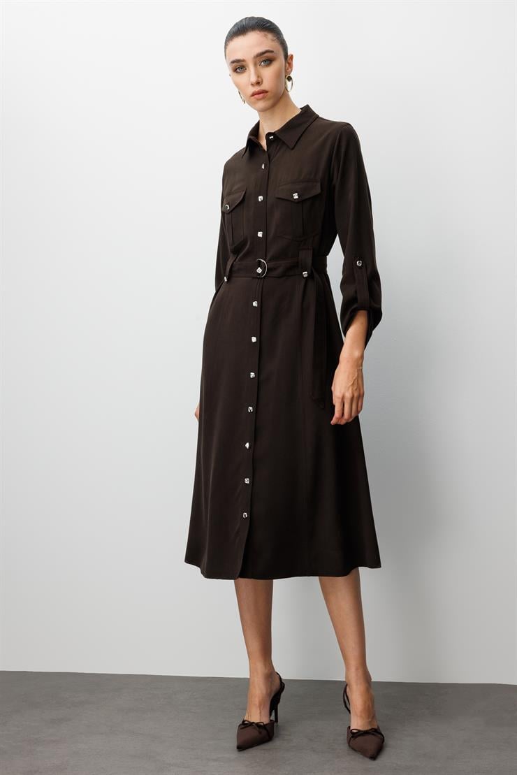 Modailgi  Spor Dikiş Detaylı Belde Kuşaklı Apoletli Midi Boy Gömlek Elbise Kahve