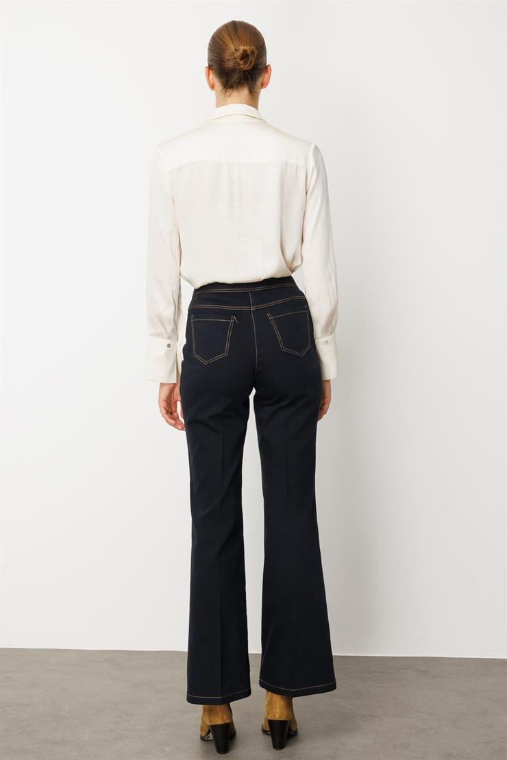 Modailgi  Spor Dikiş Detaylı İspanyol Paça Denim Pantolon - 77010 Lacivert