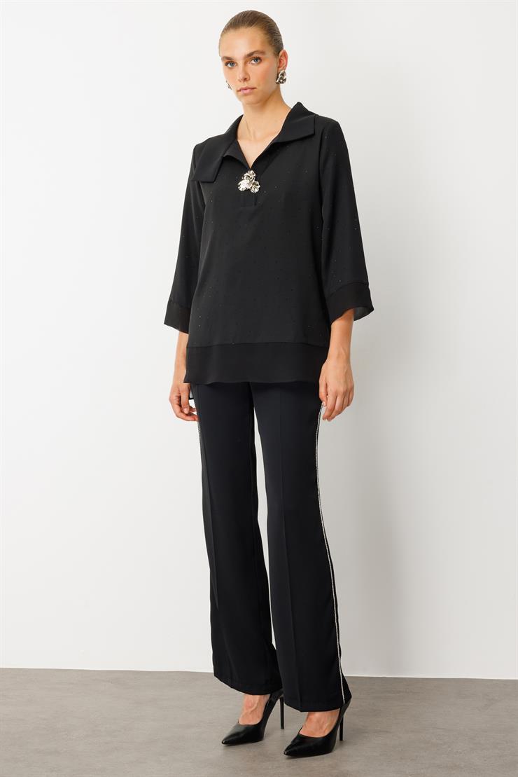 Modailgi  Takma Kol Geniş Yaka Broş Detaylı Bluz - 40002 Siyah