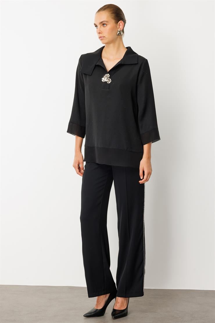 Modailgi  Takma Kol Geniş Yaka Broş Detaylı Bluz - 40002 Siyah