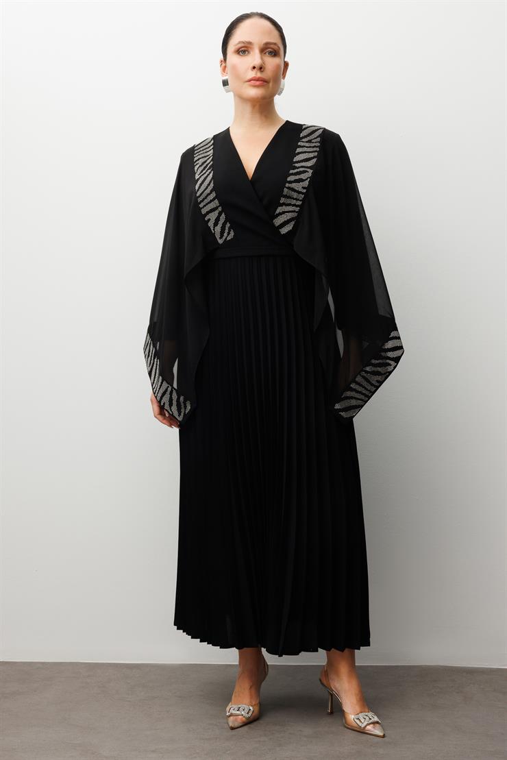 Modailgi  Taş Detaylı Pelerin Kollu Pilisoley Elbise Siyah