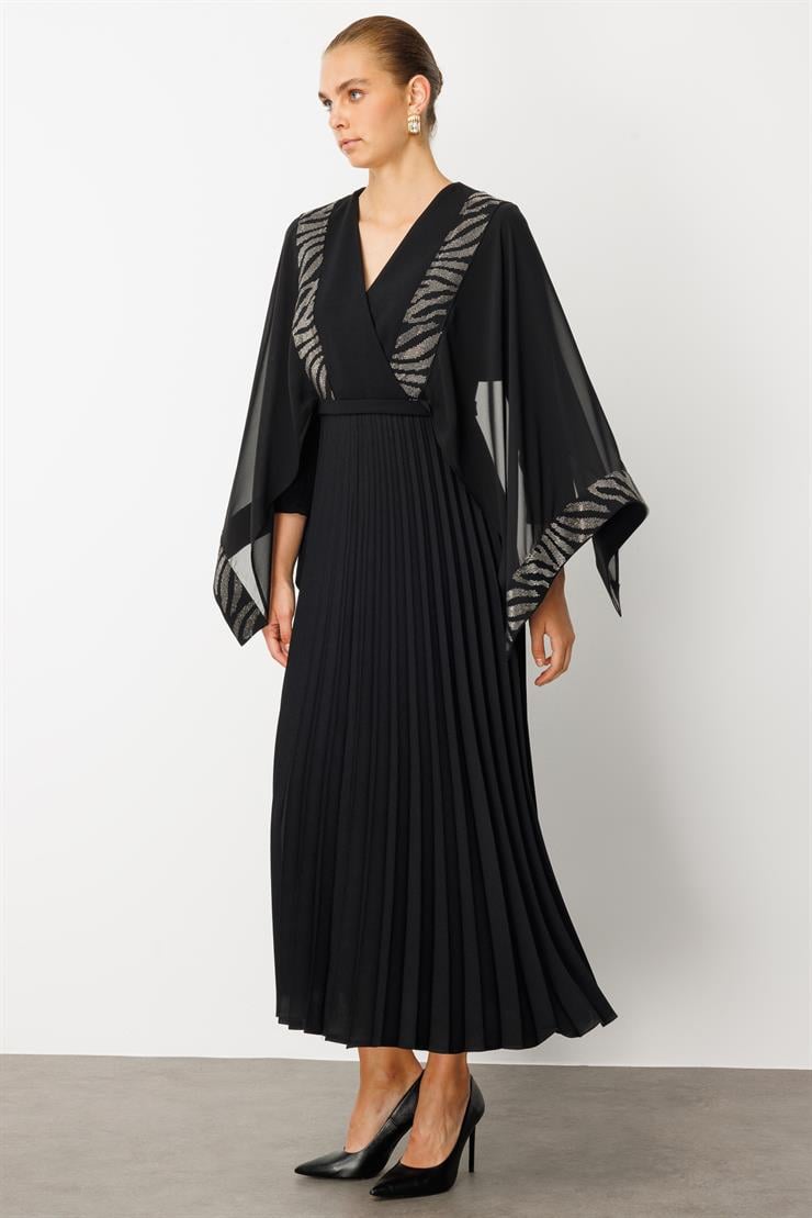 Modailgi  Taş Detaylı Pelerin Kollu Pilisoley Elbise Siyah