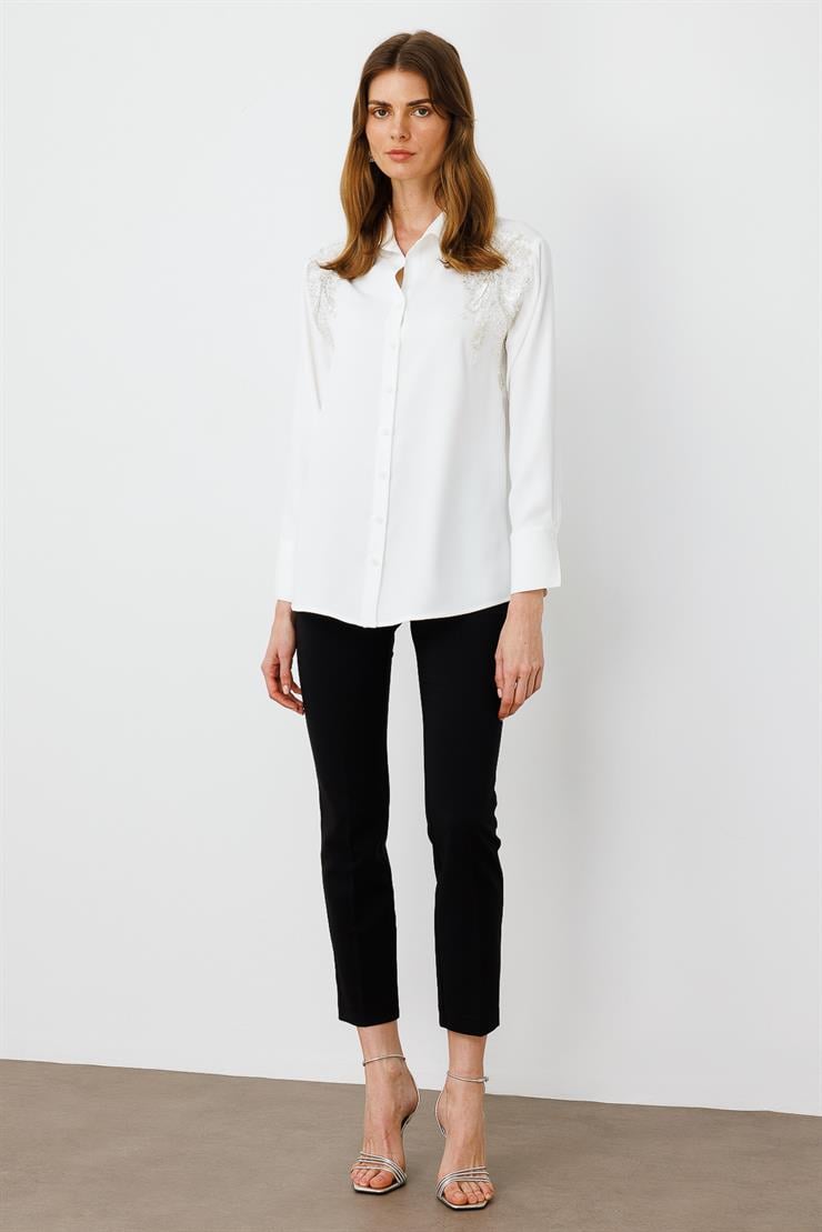 Modailgi  Taşlı Aksesuar Detaylı Rahat Kesim Gömlek Ekru