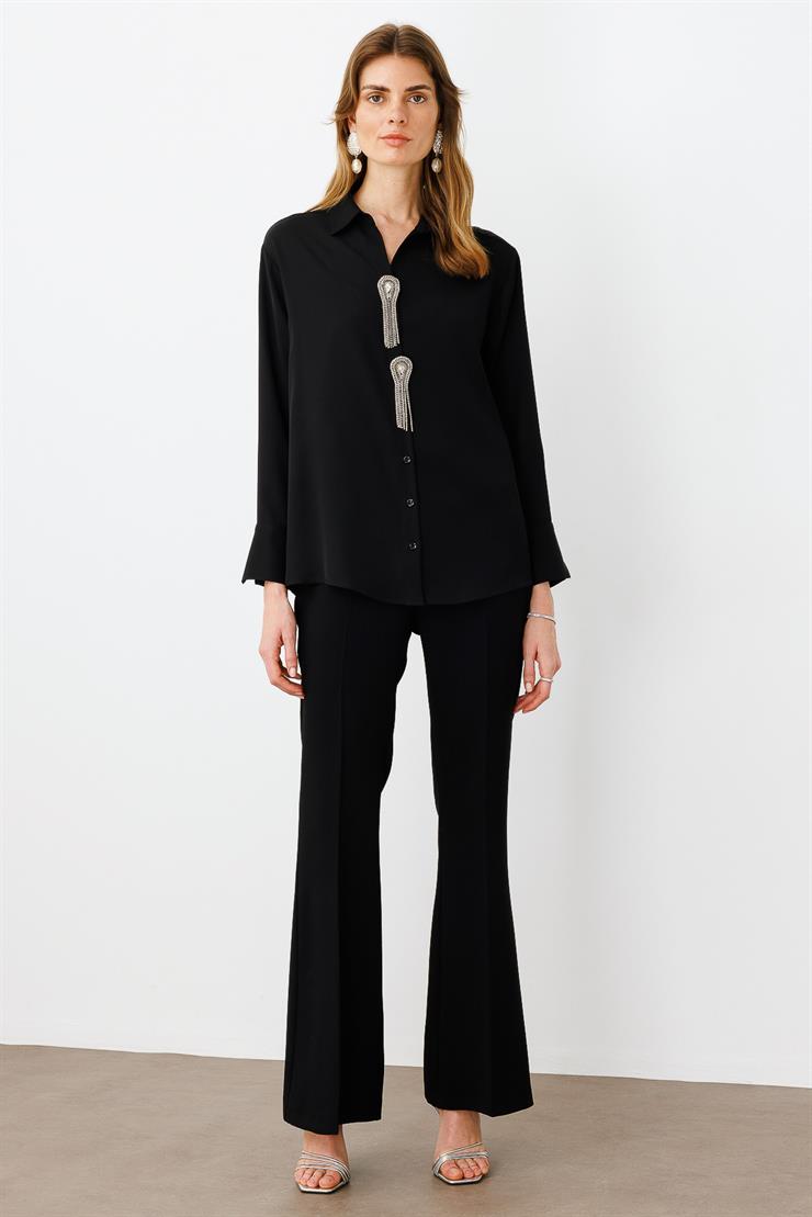 Modailgi  Taşlı Broş Aksesuarlı Rahat Kesim Gömlek Siyah