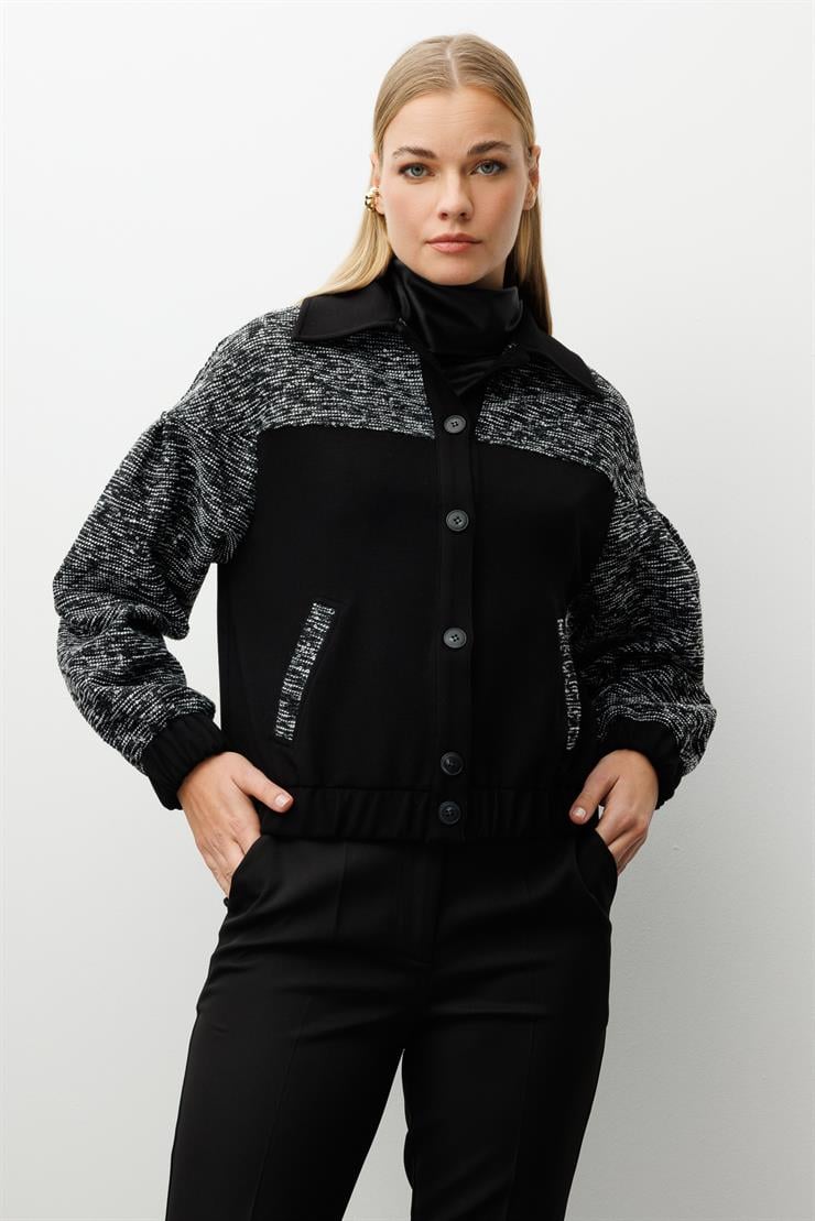 Modailgi  Tuvit Kumaş Garni Detaylı Kolları Pileli Kısa Örme Mont Siyah