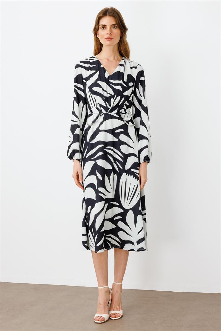 Modailgi  V Yakalı Uzun Kol Önden Pile ve Zincir Kuşak Detaylı Midi Boy Elbise Siyah