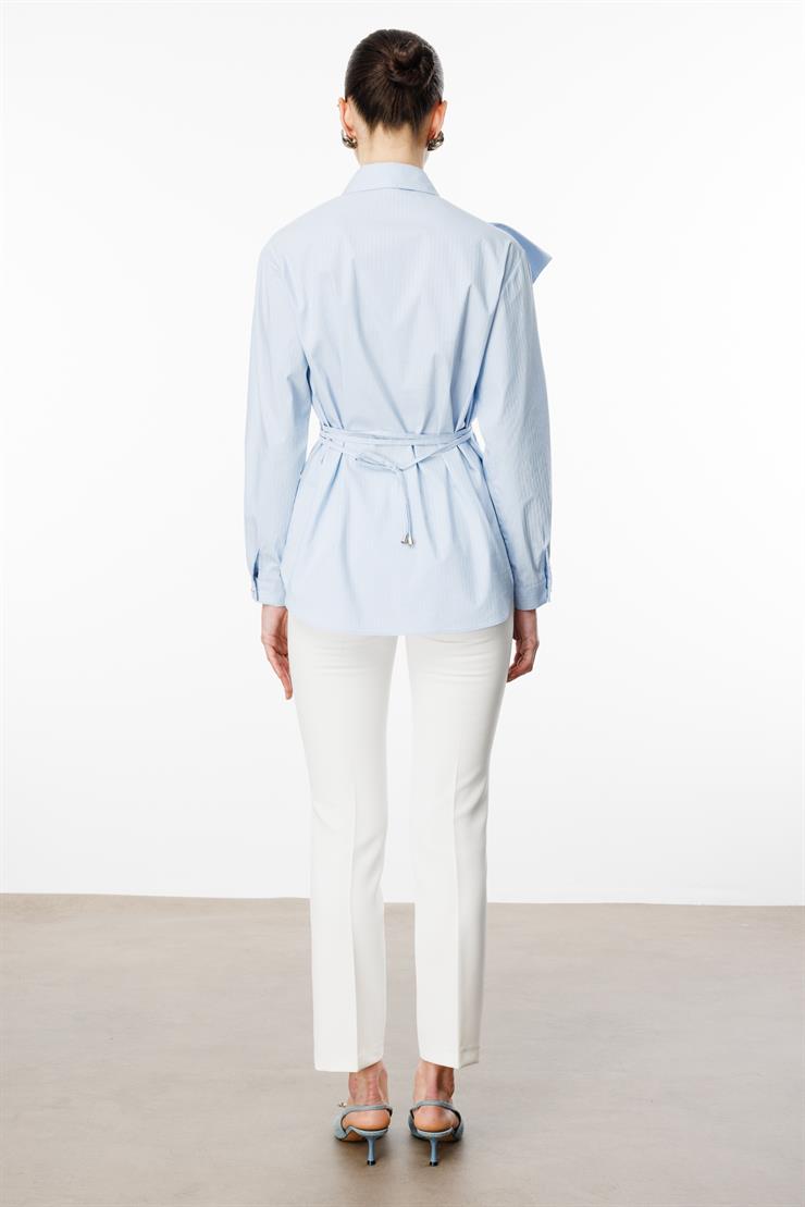 Modailgi  Volan ve Pencere Detaylı İncili Beli Kuşaklı Taşlı Simli Gömlek Mavi