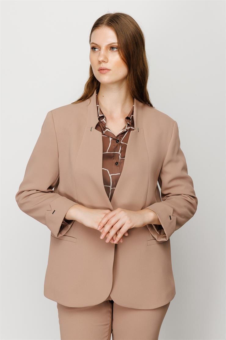 Modailgi  Yaka ve Kol Manşeti Zımbalı Ceket Camel