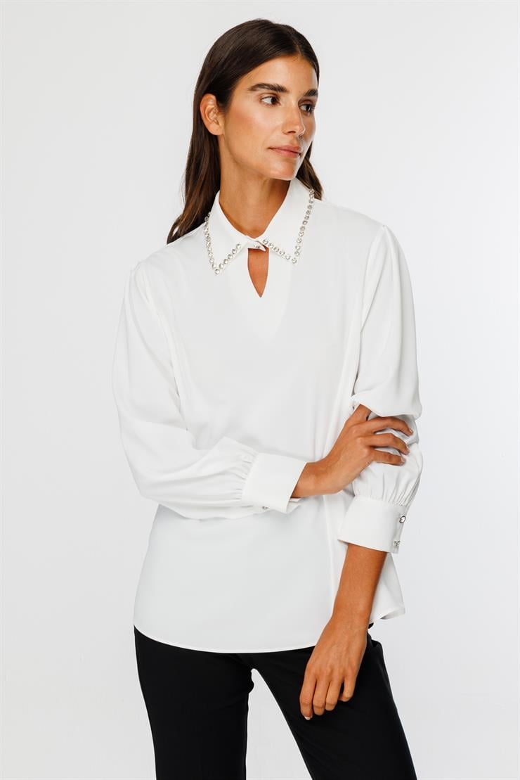 Modailgi  Yakası Pencereli Taş İşlemeli Uzun Kollu Bluz Ekru