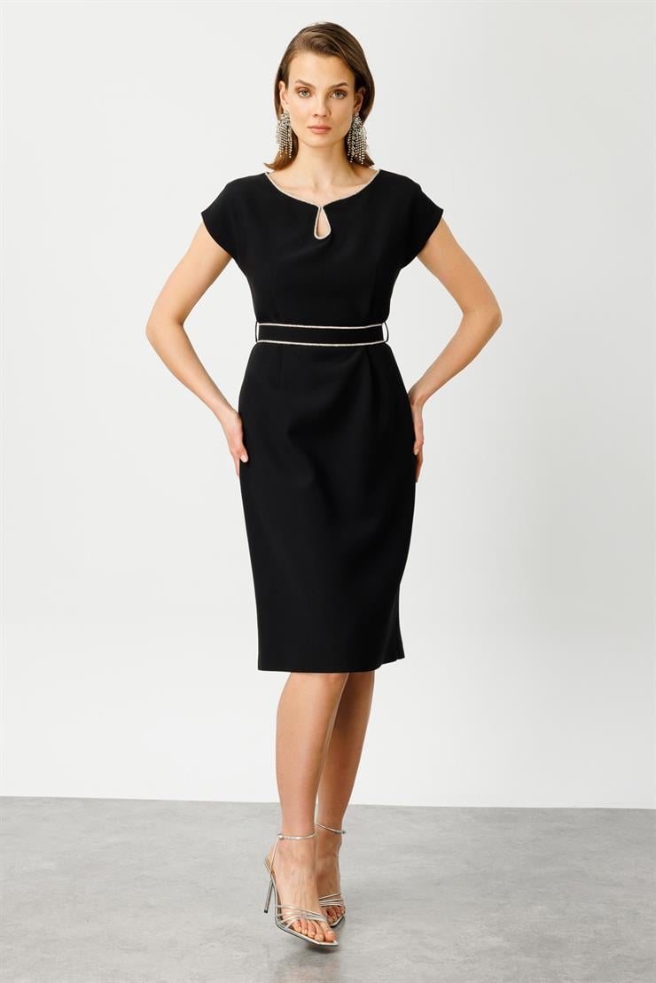 Modailgi  Yakası Şerit Taş Detaylı Elbise Siyah