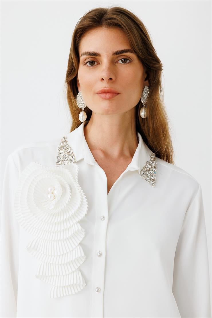 Modailgi  Yakası Taş Detaylı Pliseli Rahat Kesim Gömlek Ekru