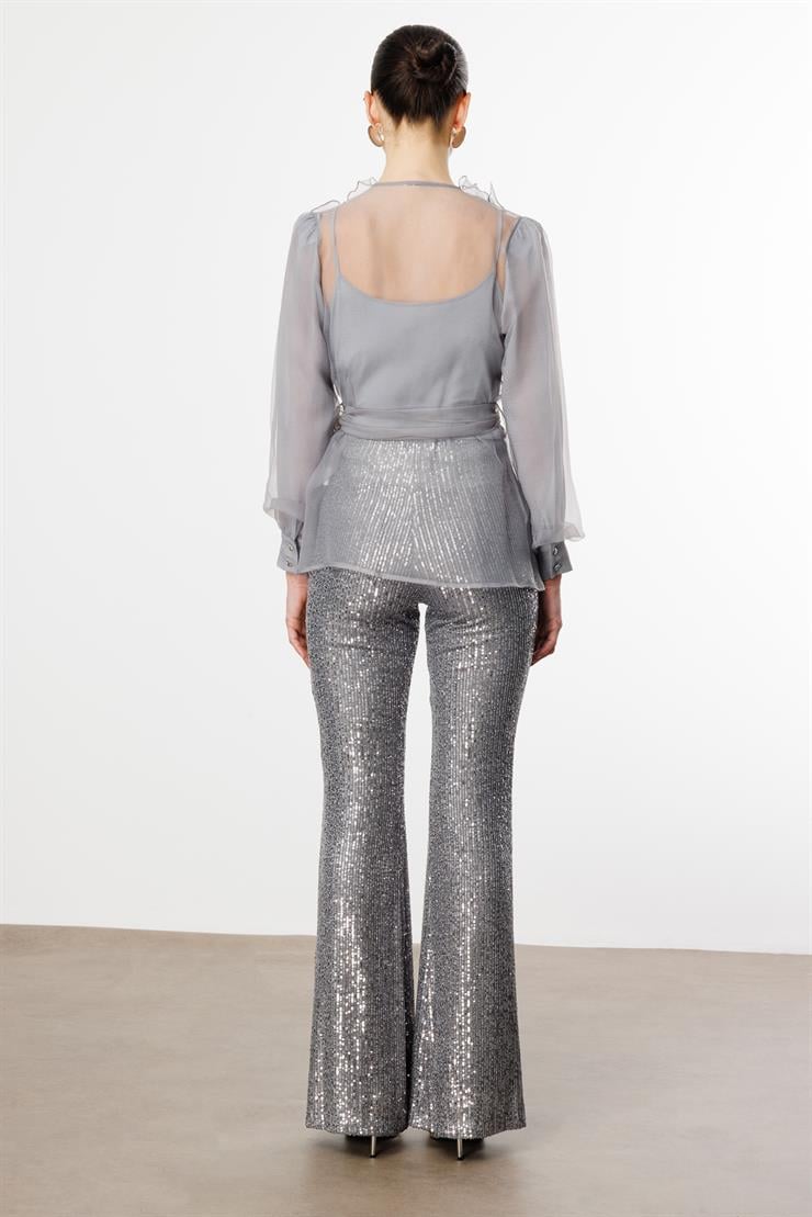 Modailgi  Yakası Taşlı Volanlı Kısa Organze Tunik Gri