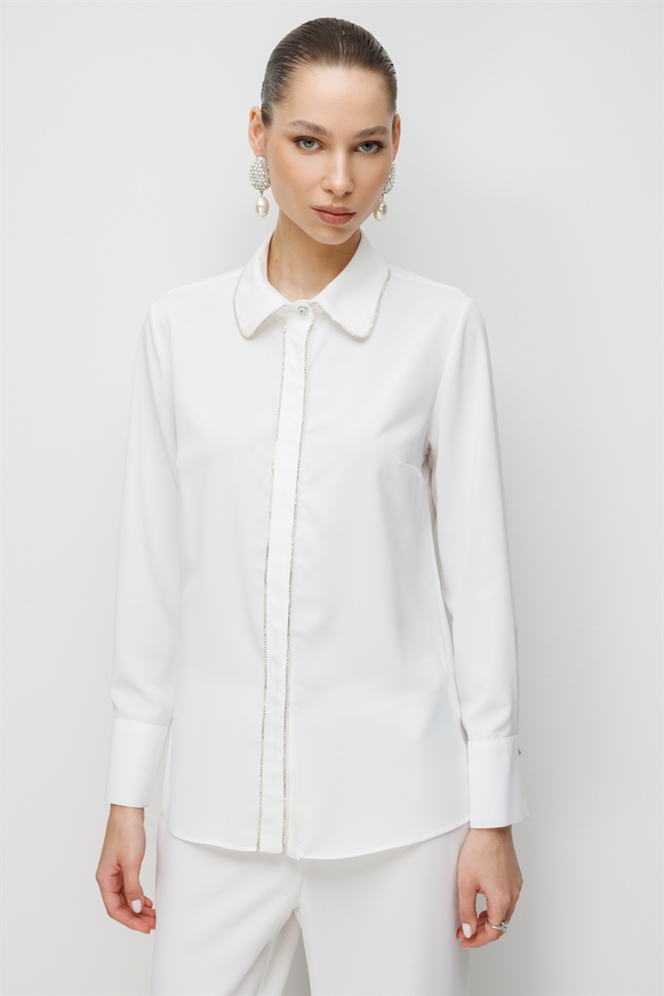 Modailgi  Yakası ve Patı Şerit Taş Detaylı Gömlek Ekru