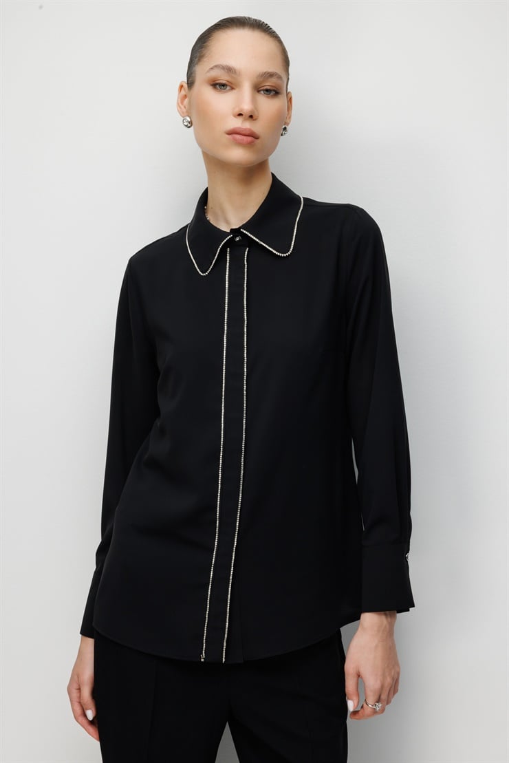Modailgi  Yakası ve Patı Şerit Taş Detaylı Gömlek Siyah