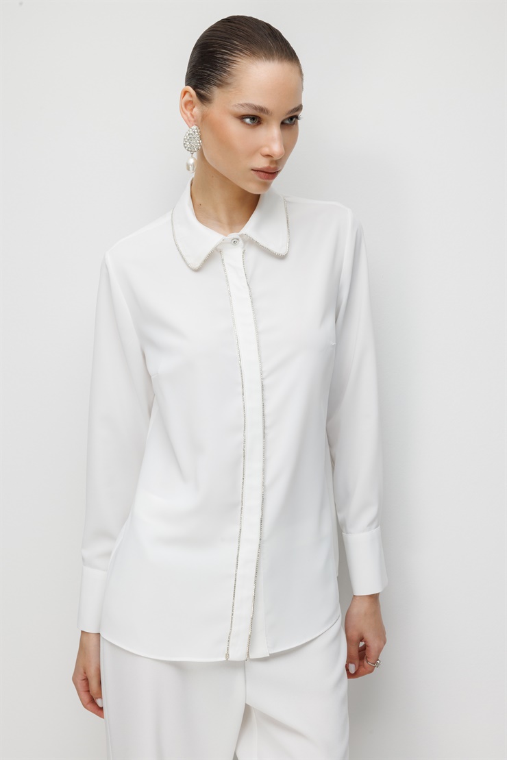 Modailgi  Yakası ve Patı Şerit Taş Detaylı Gömlek Ekru