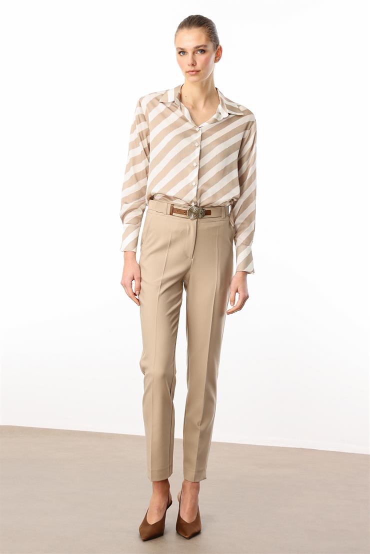 Modailgi  Yandan Cepli Kemer Detaylı Klasik Pantolon - 7615 Taş