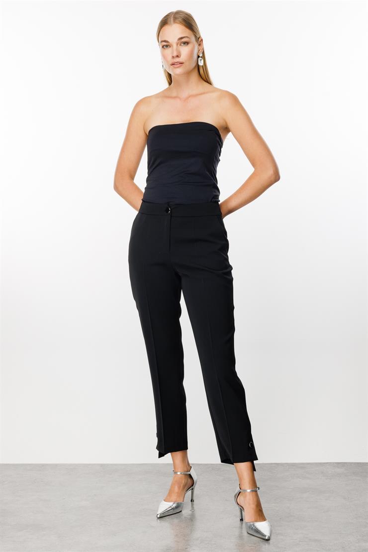 Modailgi  Yandan Cepli Paçası Asimetrik ve Düğmeli Pantolon - 7572 Siyah