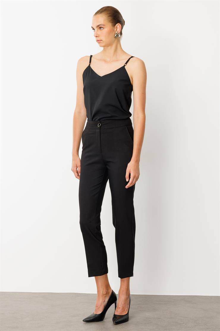 Modailgi  Yandan Cepli Paçası Yırtmaçlı Sigara Paça Pantolon - 70008,70006 Siyah