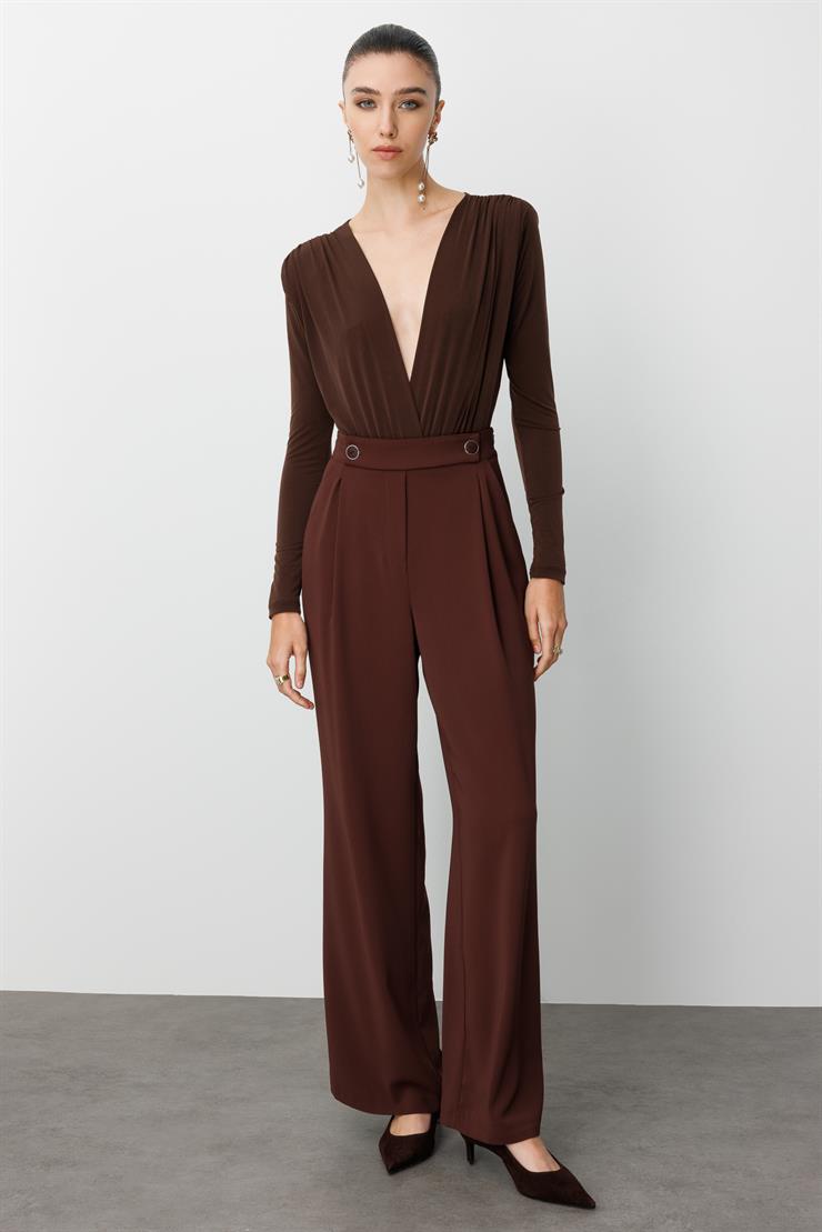 Modailgi  Yandan Cepli Pileli Kemeri Parçalamalı Ve Düğme Detaylı Plazzo Pantolon - 70030 Kahve